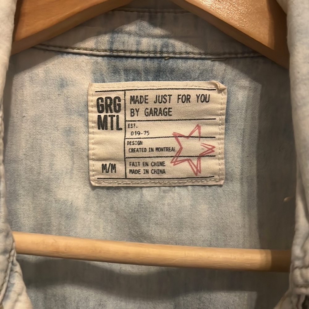 Garage chambray M button down - Picture 7 of 7